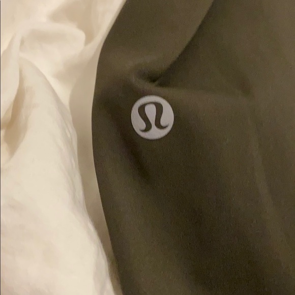 Lulu lemon leggings - Picture 4 of 4